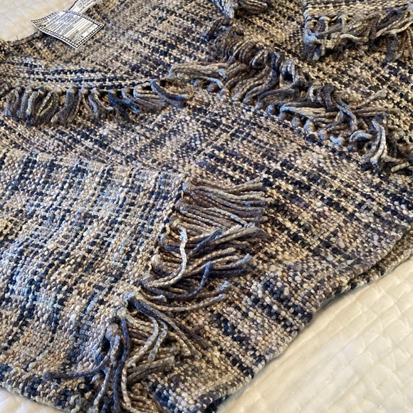 Jacket woven in Brown County Indiana, so chic! Made from bamboo cotton chenille. - Picture 4 of 6